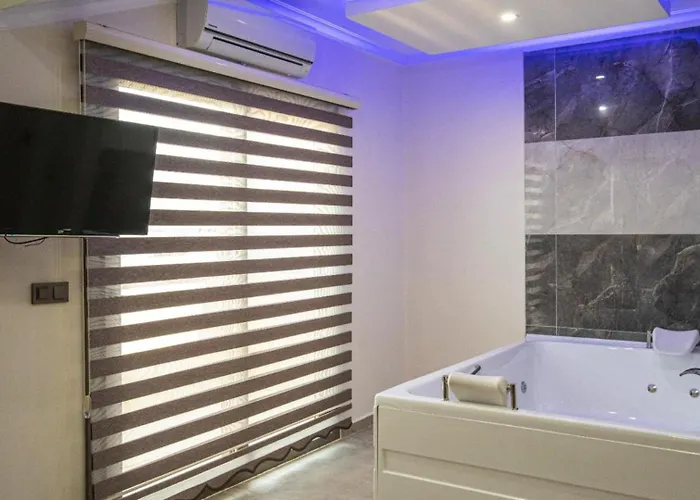 Villa 3 Bedroom - Close To The Center Fethiye