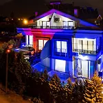 3 Bedroom - Close To The Center