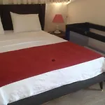 3 Bedroom - Close To The Center Villa